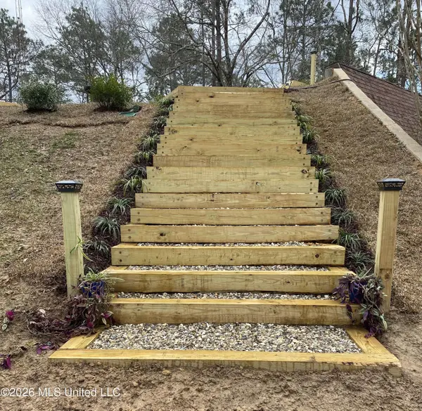 65 Gartman Road, Perkinston, MS 39573