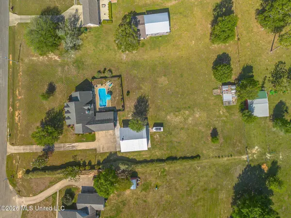 19241 Hunter Drive, Kiln, MS 39556