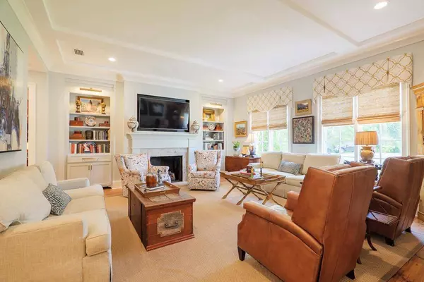 1100 Ravenwood Circle, Valdosta, GA 31602