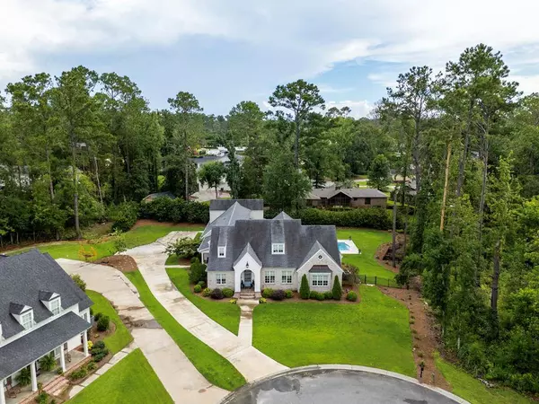 1100 Ravenwood Circle, Valdosta, GA 31602