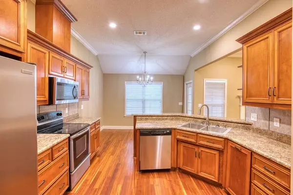 5229 Maycomb Avenue, Hahira, GA 31632