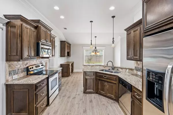 4562 Amelia Circle, Hahira, GA 31632