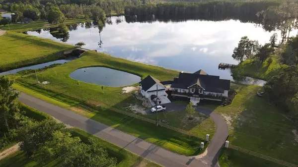 1200 Hutchinson Pond Road, Hahira, GA 31632