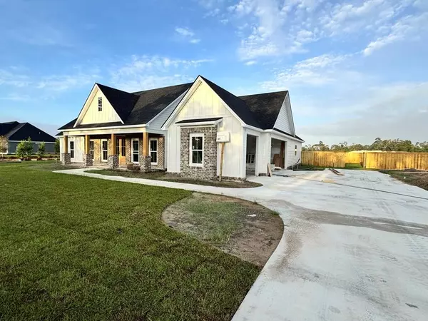 801 Long Pond Road, Lake Park, GA 31636