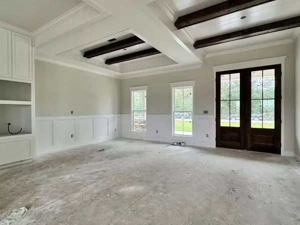 801 Long Pond Road, Lake Park, GA 31636