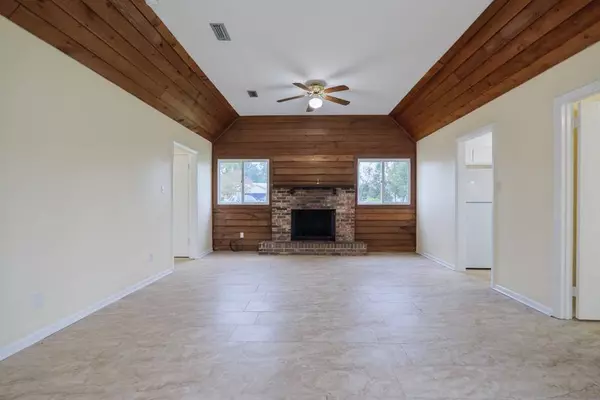 9 Oconee Place, Valdosta, GA 31602