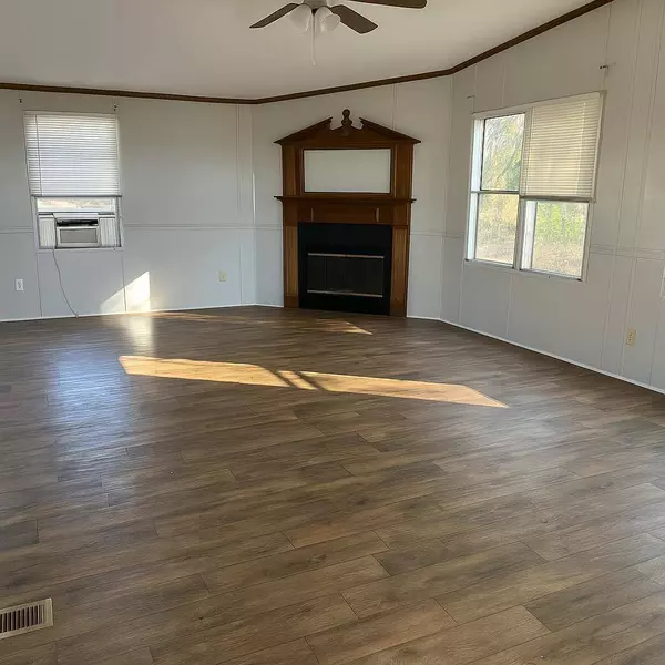 1440 Peach Road, Morven, GA 31638