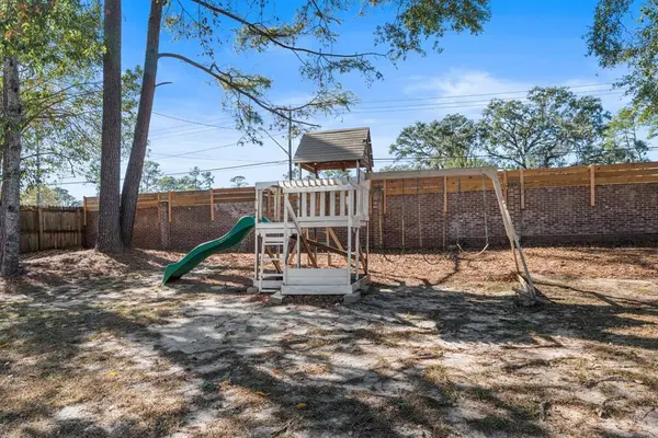 1809 SHERWOOD CIR, Valdosta, GA 31602