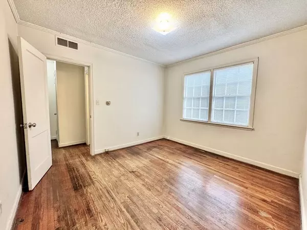 1811 Slater Street, Valdosta, GA 31602