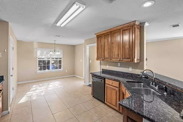 5349 Branch Point Dr., Valdosta, GA 31605