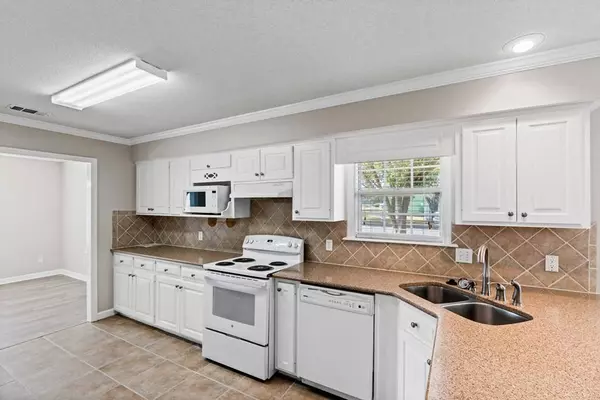 3332 Britain Drive, Valdosta, GA 31605