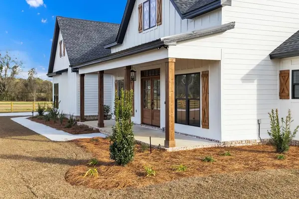 4740 Bethany Drive, Hahira, GA 31632