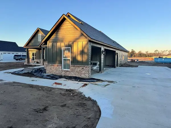 813 Long Pond Road, Lake Park, GA 31636