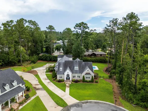 1100 Ravenwood Circle, Valdosta, GA 31602