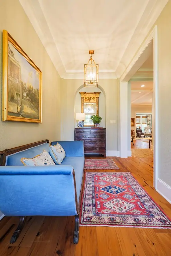 1100 Ravenwood Circle, Valdosta, GA 31602