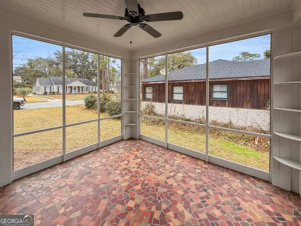 201 E Brookwood PL, Valdosta, GA 31602