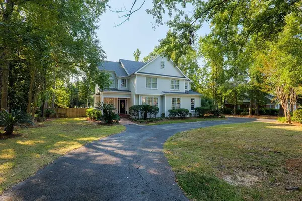 745 Lake Laurie Drive, Valdosta, GA 31605