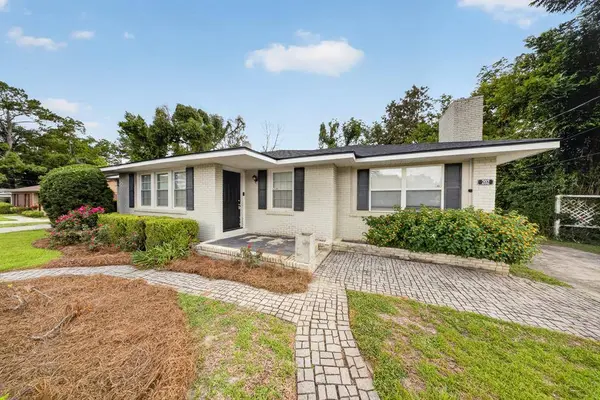 202 Wayne Avenue, Valdosta, GA 31602