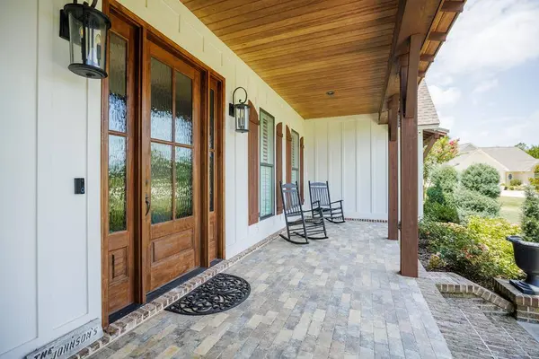 173 Circlestone Drive, Adel, GA 31620