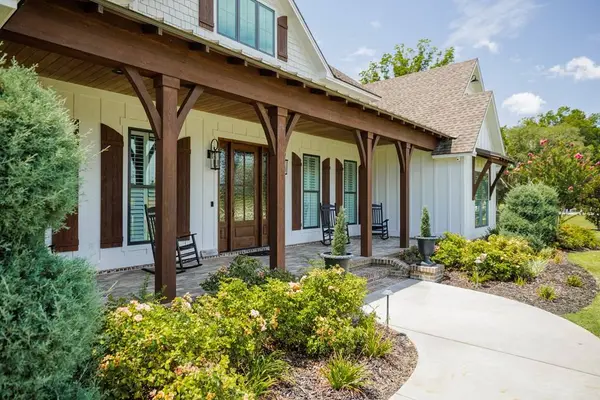 173 Circlestone Drive, Adel, GA 31620
