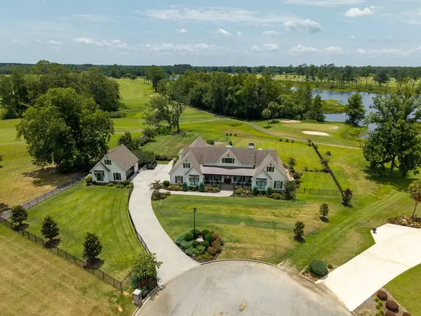 173 Circlestone Drive, Adel, GA 31620