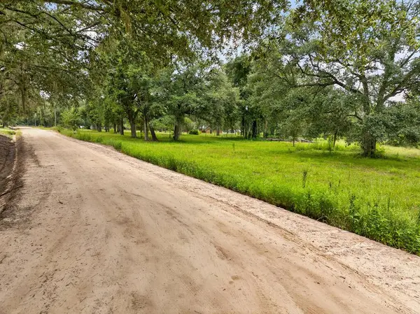 5546 Scruggs Circle, Hahira, GA 31632