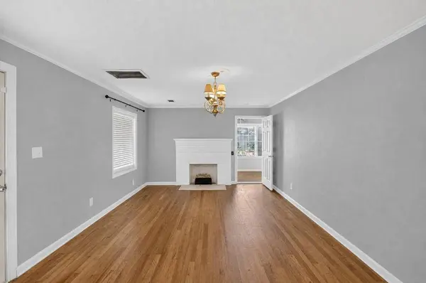 2401 N Oak St., Valdosta, GA 31602