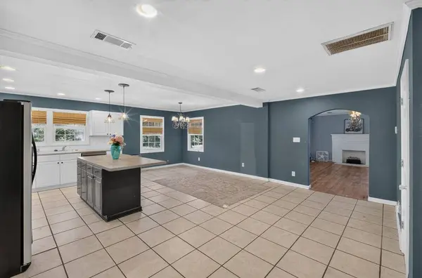 2401 N Oak St., Valdosta, GA 31602