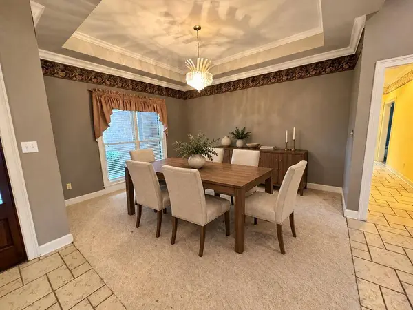 741 Lake Laurie Drive, Valdosta, GA 31605