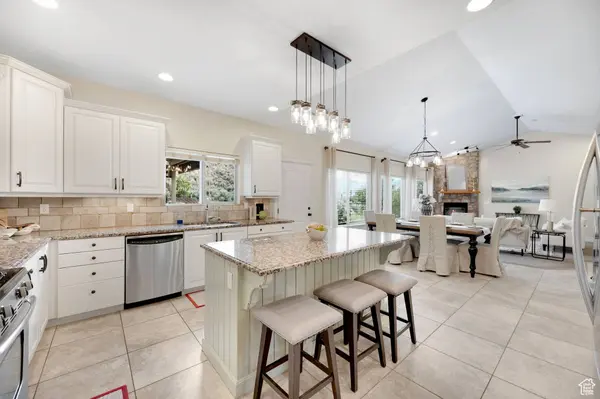 4032 E MOUNT AIREY DR, Eagle Mountain, UT 84005
