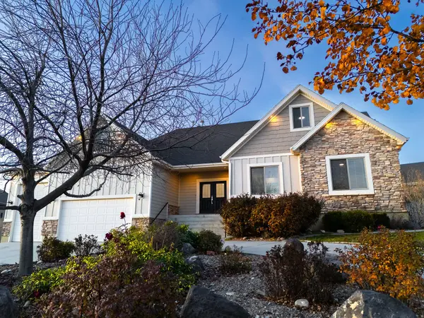 9039 N MOUNT AIREY DR E, Eagle Mountain, UT 84005