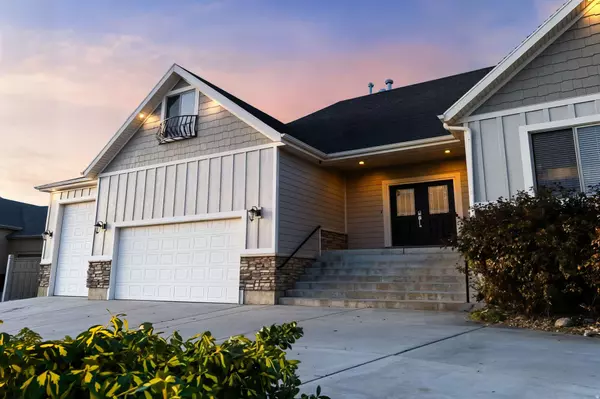 9039 N MOUNT AIREY DR E, Eagle Mountain, UT 84005