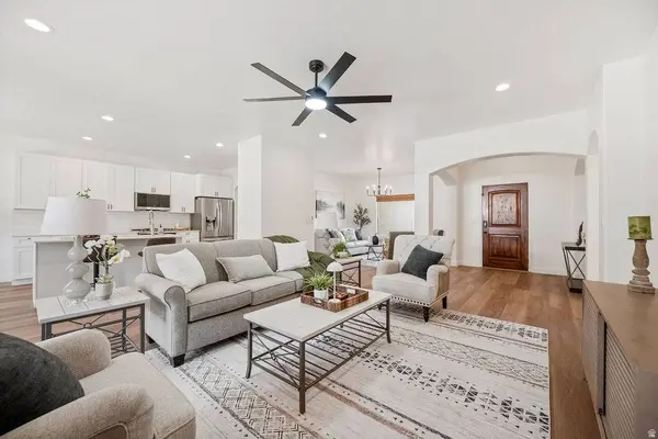 9226 N MOUNT AIREY DR W, Eagle Mountain, UT 84005