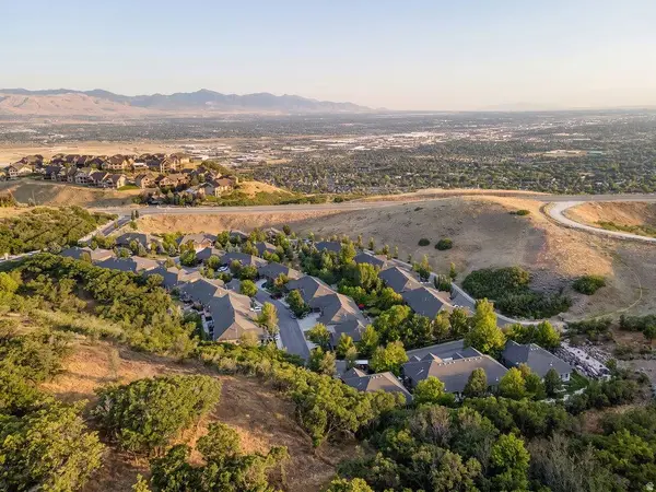 1370 E MEADOW VALLEY DR, Draper, UT 84020