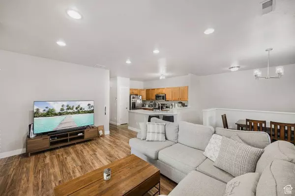 8457 S IVY SPRINGS LN W, West Jordan, UT 84081