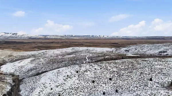 0 SEE DIRECTIONS, Paris, ID 83261