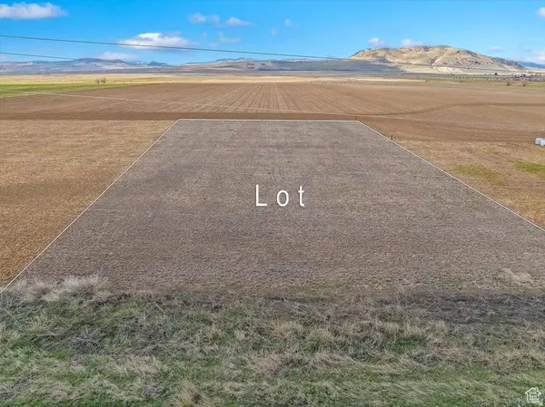 7985 N 2400 W #3, Amalga, UT 84335