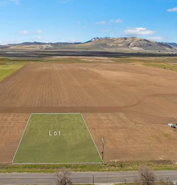 7965 N 2400 W #2, Amalga, UT 84335