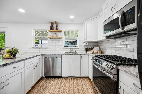 9662 S 520 E, Sandy, UT 84070