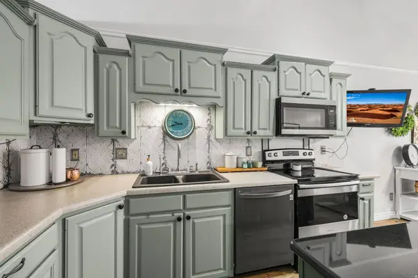 1015 E BROOK HAVEN DR N, Kaysville, UT 84037