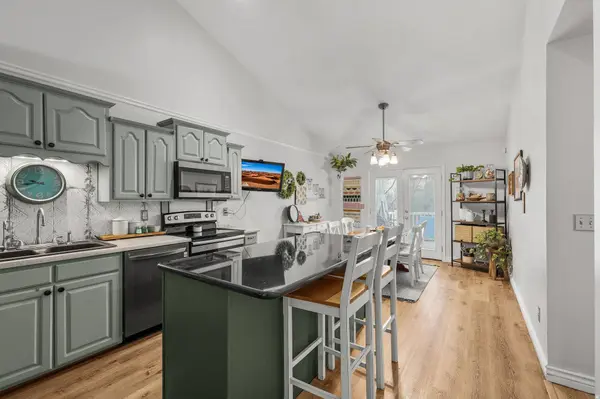 1015 E BROOK HAVEN DR N, Kaysville, UT 84037