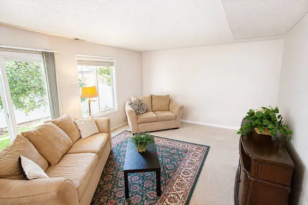 620 N FAIRFIELD RD E #10, Layton, UT 84041