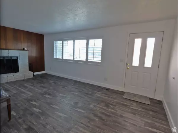 2382 N 770 W, Clinton, UT 84015