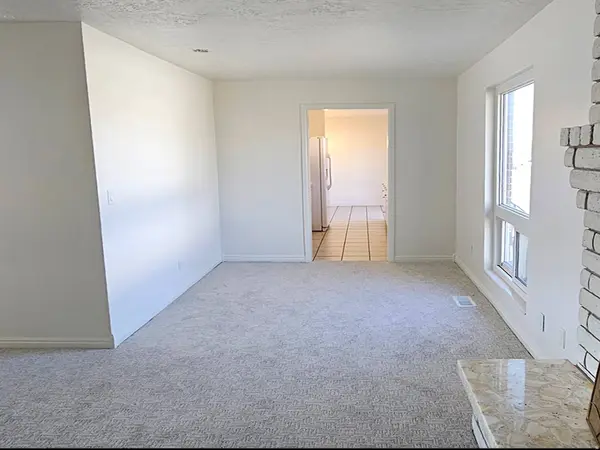 1033 E 825 N, Layton, UT 84040