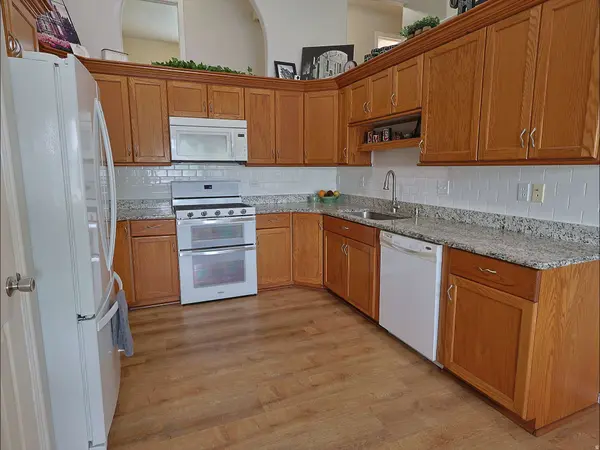 402 S 1060 W, Logan, UT 84321