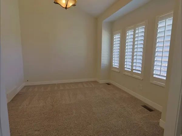 328 N 3600 W, Layton, UT 84041