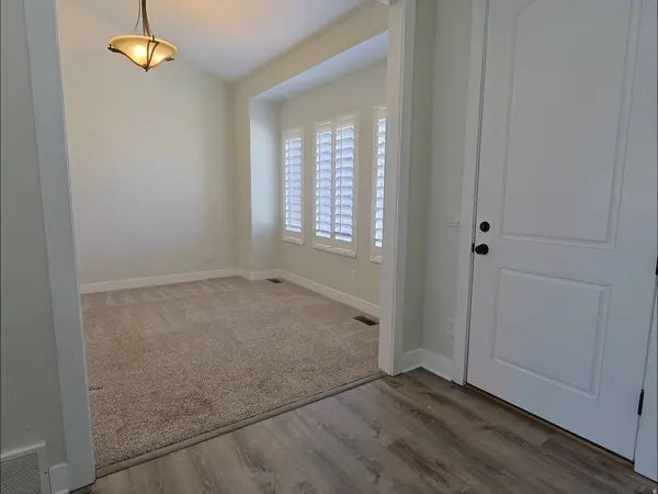 328 N 3600 W, Layton, UT 84041
