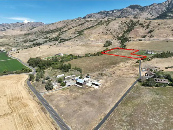 2223 E MAPLE LEAF DR, Cove, UT 84320