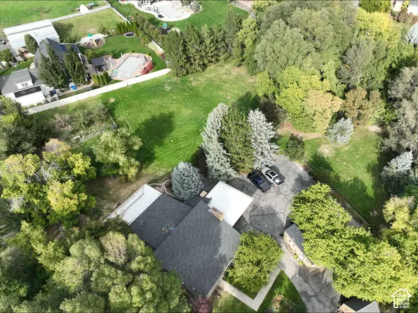 1787 S SUNSET DR, Kaysville, UT 84037