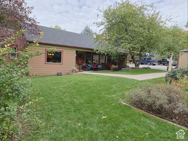 1787 S SUNSET DR, Kaysville, UT 84037